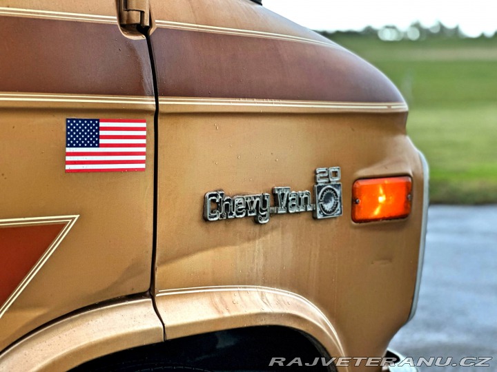 Chevrolet G20 5.0 V8 | Sherrod Vans 1981