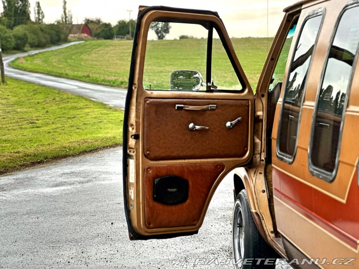Chevrolet G20 5.0 V8 | Sherrod Vans 1981