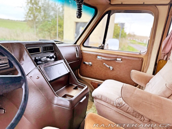 Chevrolet G20 5.0 V8 | Sherrod Vans 1981