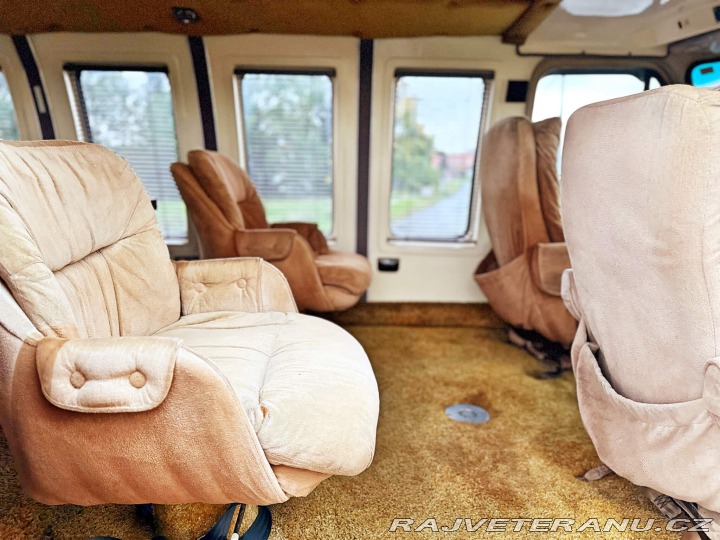 Chevrolet G20 5.0 V8 | Sherrod Vans 1981