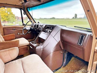 Chevrolet G20 5.0 V8 | Sherrod Vans 1981