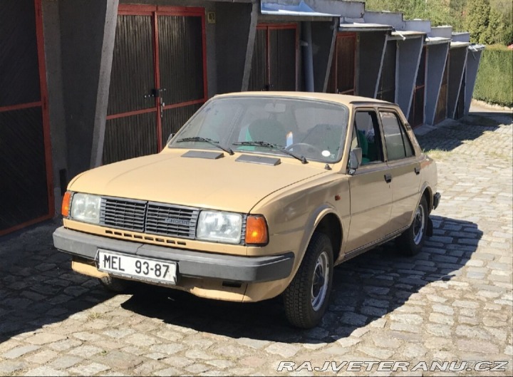 Škoda 120 120L 1986