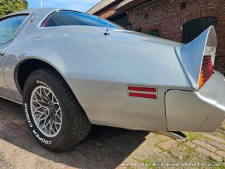 Pontiac Firebird V8 4.9 1980