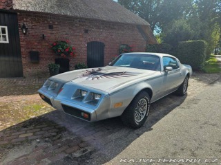 Pontiac Firebird V8 4.9 1980