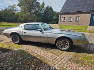 Pontiac Firebird V8 4.9 1980