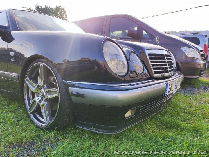 Mercedes-Benz 280 W210 280 V6 1997