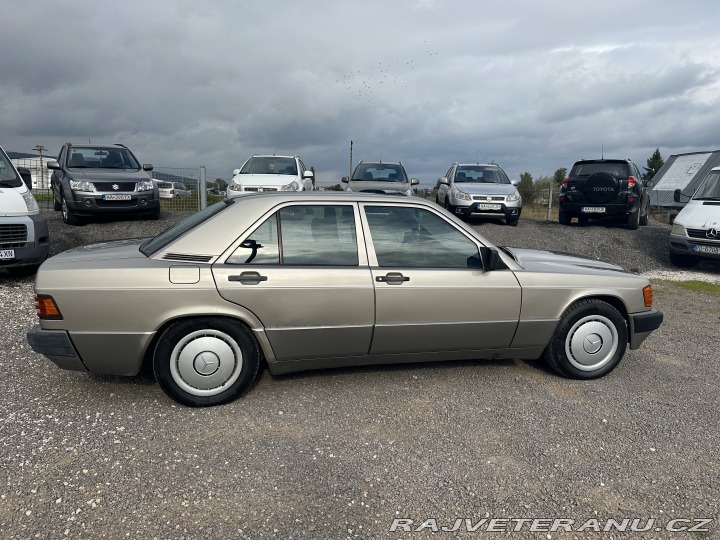 Mercedes-Benz 190 190 D 1989