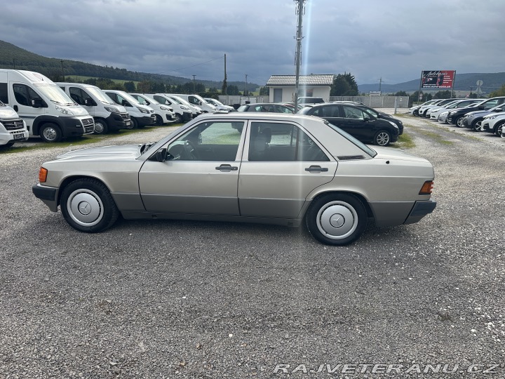 Mercedes-Benz 190 190 D 1989