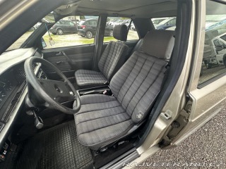 Mercedes-Benz 190 190 D 1989