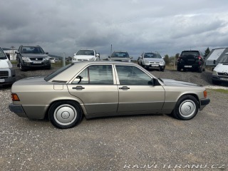 Mercedes-Benz 190 190 D 1989
