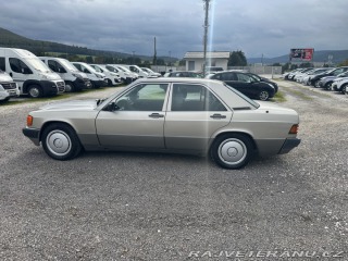 Mercedes-Benz 190 190 D 1989