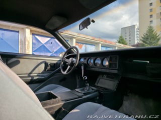 Pontiac Trans Am V8 manuál 1986