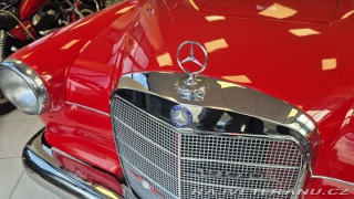 Mercedes-Benz 190 W110 HECKFLISSE 1963
