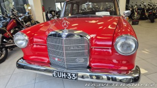 Mercedes-Benz 190 W110 HECKFLISSE 1963