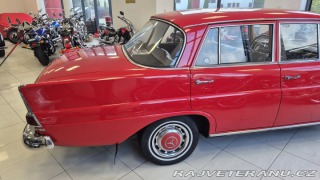 Mercedes-Benz 190 W110 HECKFLISSE 1963