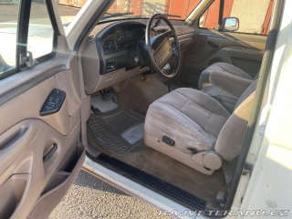 Ford F F-150 5.0L EFI V8 1993