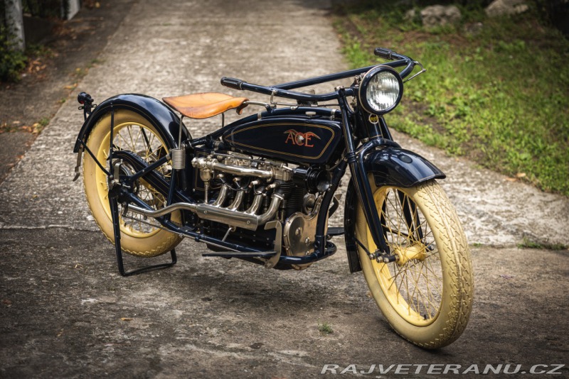 Ostatní značky Ostatní modely Ace Four Sporting Solo