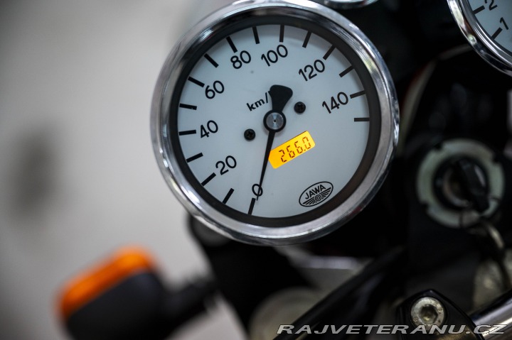 Jawa 250 CALIFORNIAN 4T (10 ks) 2015