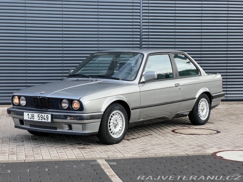 BMW 3 E30 316i