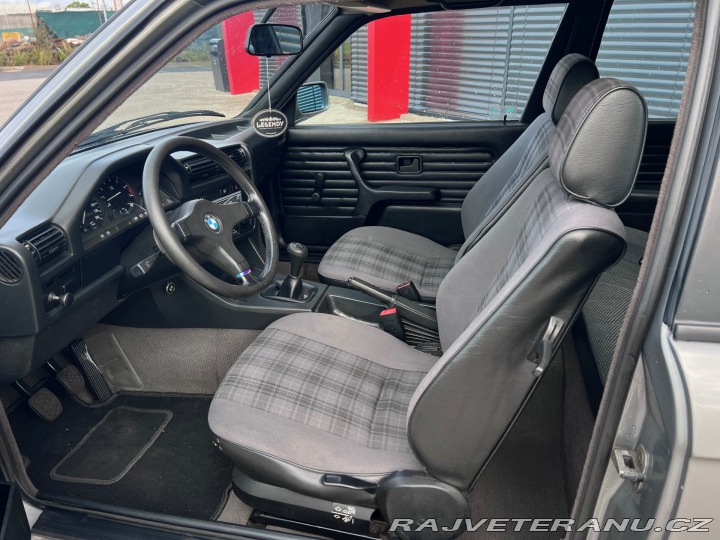 BMW 3 E30 316i 1989