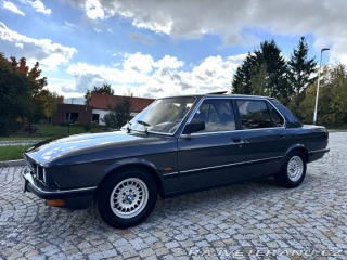 BMW 5 E28 528i 1982