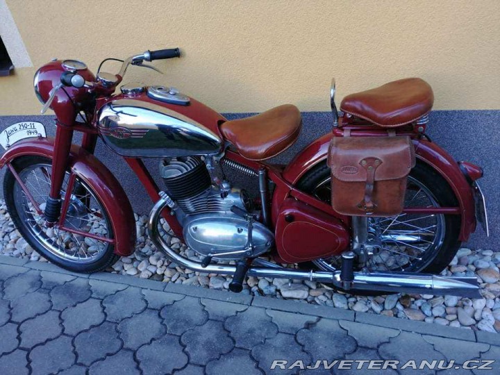 Jawa 250 Pérák 1949