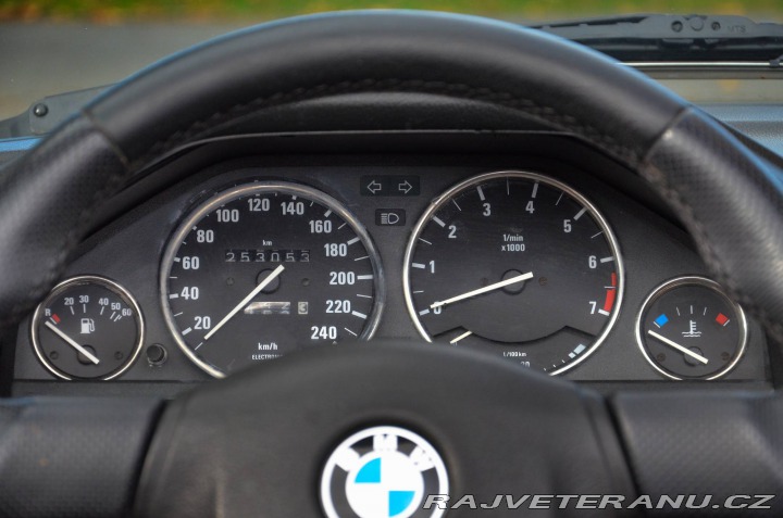 BMW 3 325i E30 1986