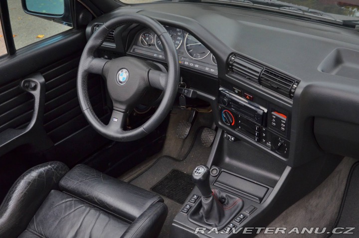 BMW 3 325i E30 1986