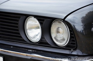 BMW 3 325i E30 1986