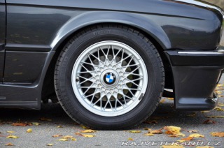BMW 3 325i E30 1986