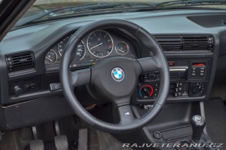BMW 3 325i E30 1986