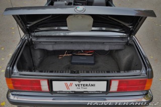 BMW 3 325i E30 1986