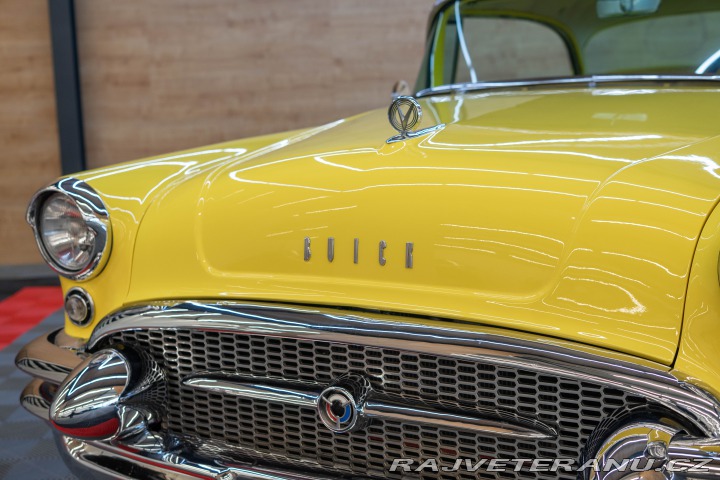 Buick Special Riviera model 46R 1955
