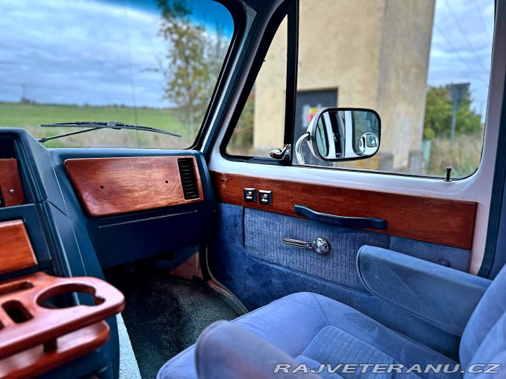 Chevrolet G20 5.7 V8 | Diamond 1993