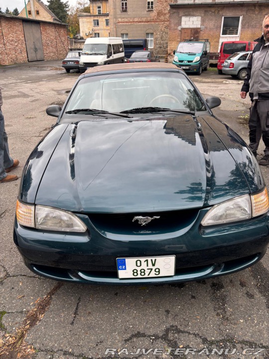 Ford Mustang GT Convertible 1994