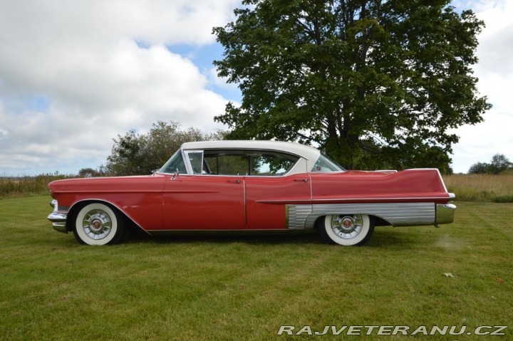 Cadillac Fleetwood 1957