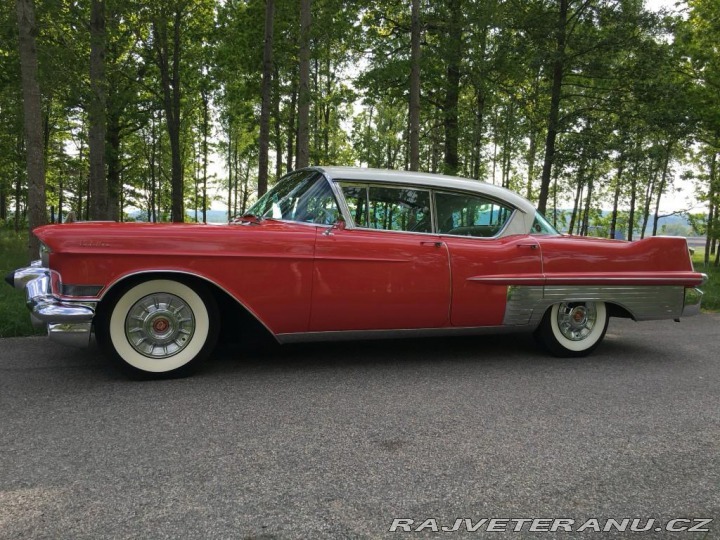 Cadillac Fleetwood 1957