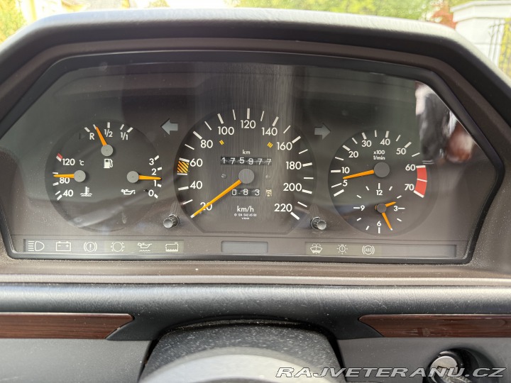 Mercedes-Benz Ostatní modely w124 1990