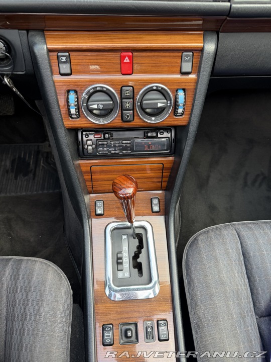 Mercedes-Benz Ostatní modely w124 1990