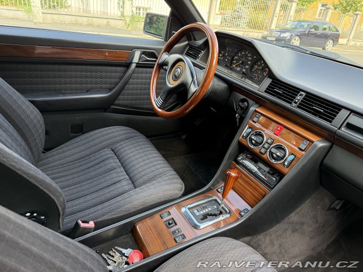 Mercedes-Benz Ostatní modely w124 1990