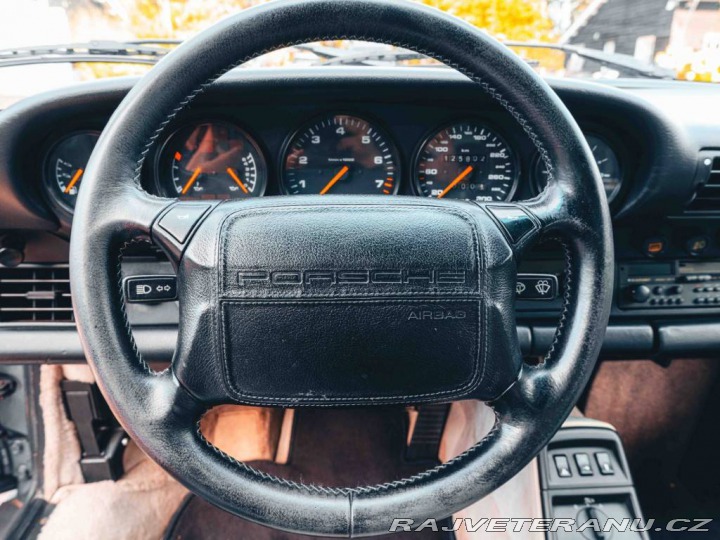 Porsche Ostatní modely 964 Carrera 2 1990