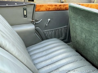 Bentley 4½ Litre Vanden Plas (4) 1937