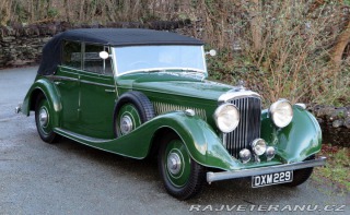 Bentley 4½ Litre Vanden Plas (4) 1937