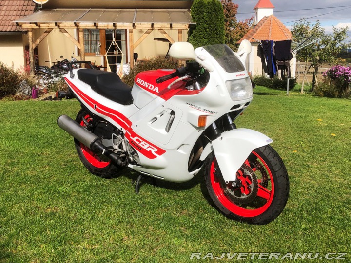 Honda CBR 600F PC19 Hurican 1989