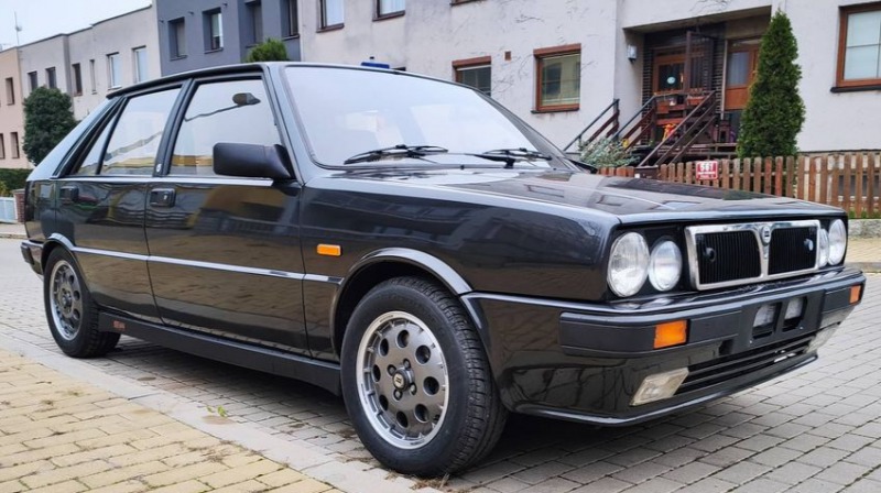 Lancia Delta HF 4 WD