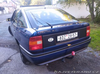 Opel Vectra A 1.6i GL 1991
