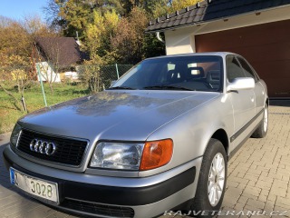 Audi 100 