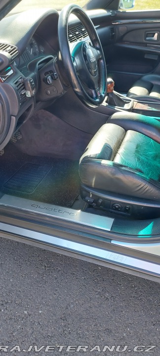 Audi S8 D2 1997