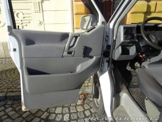 Volkswagen T4 Transporter 2.4D minibus 1994