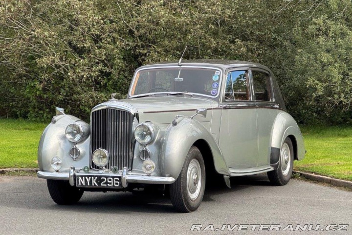 Bentley R Type Automatic (4) 1953